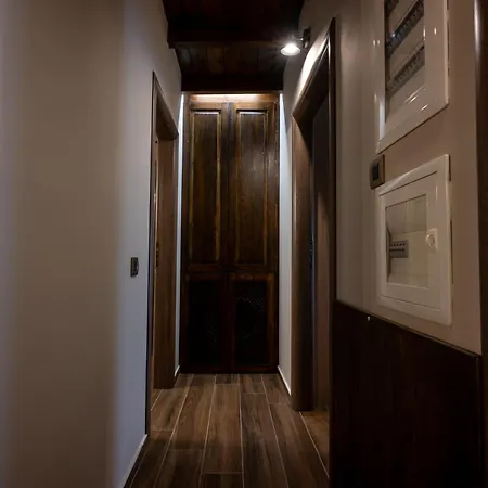 Mountain Apartamento Eptálofos