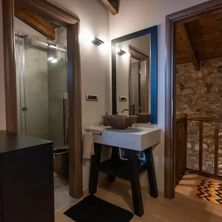 Mountain Apartment Eptalofos