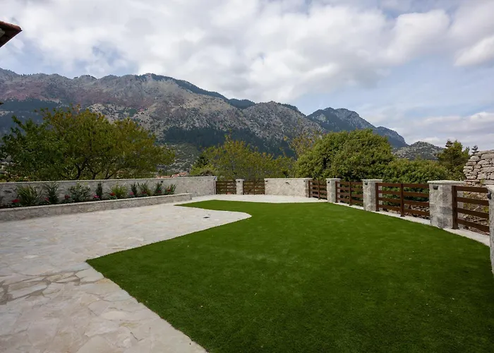 Apartment Mountain Eptalofos